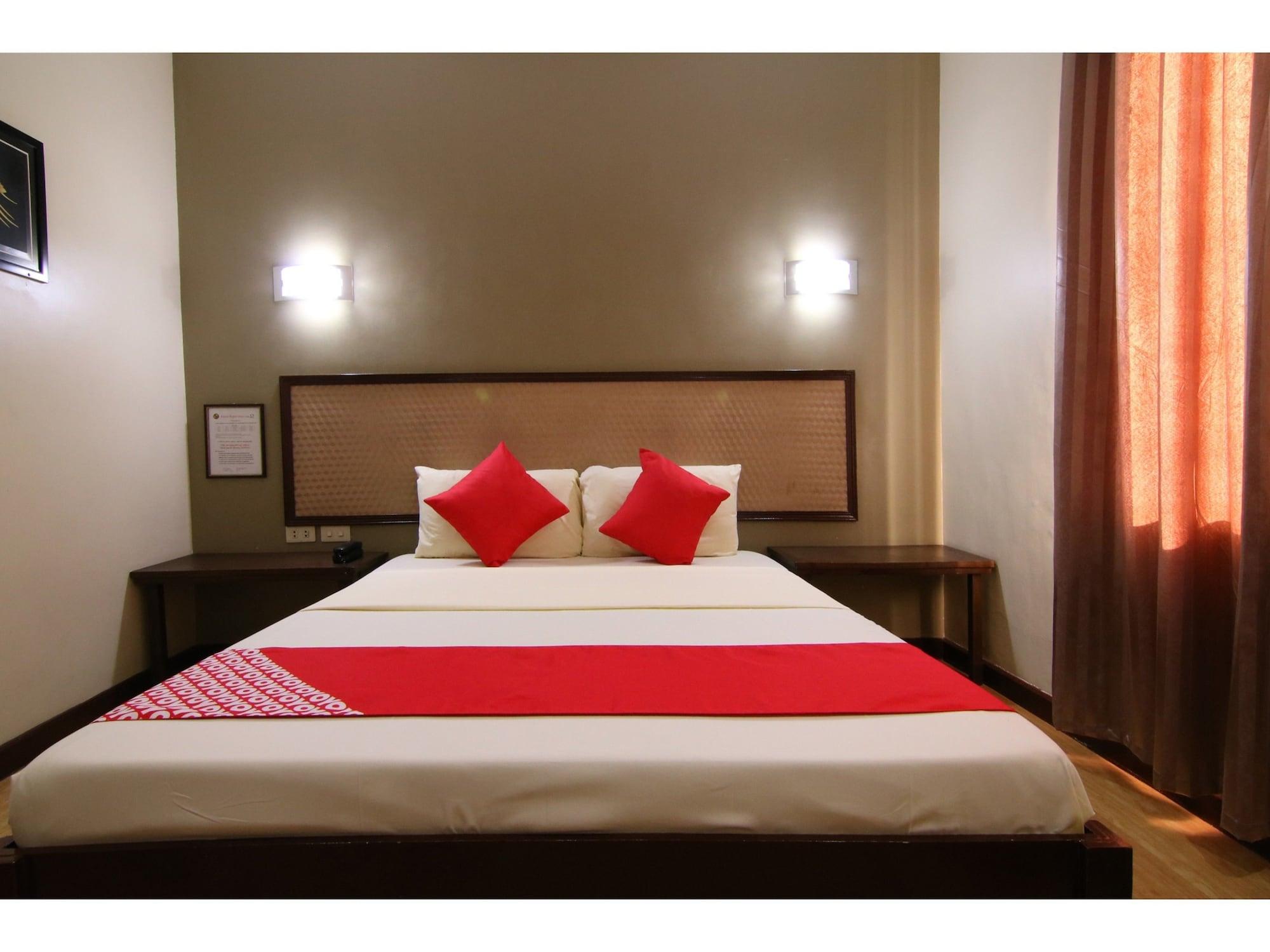 Oyo 110 Asiatel Hotel Pasay Buitenkant foto