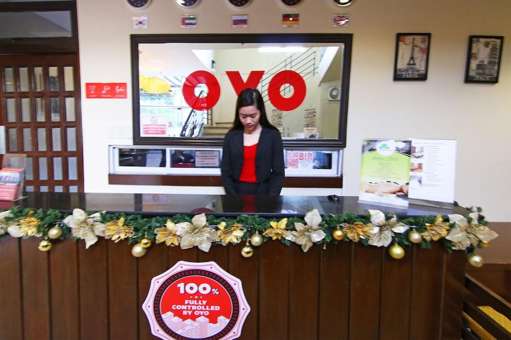 Oyo 110 Asiatel Hotel Pasay Buitenkant foto