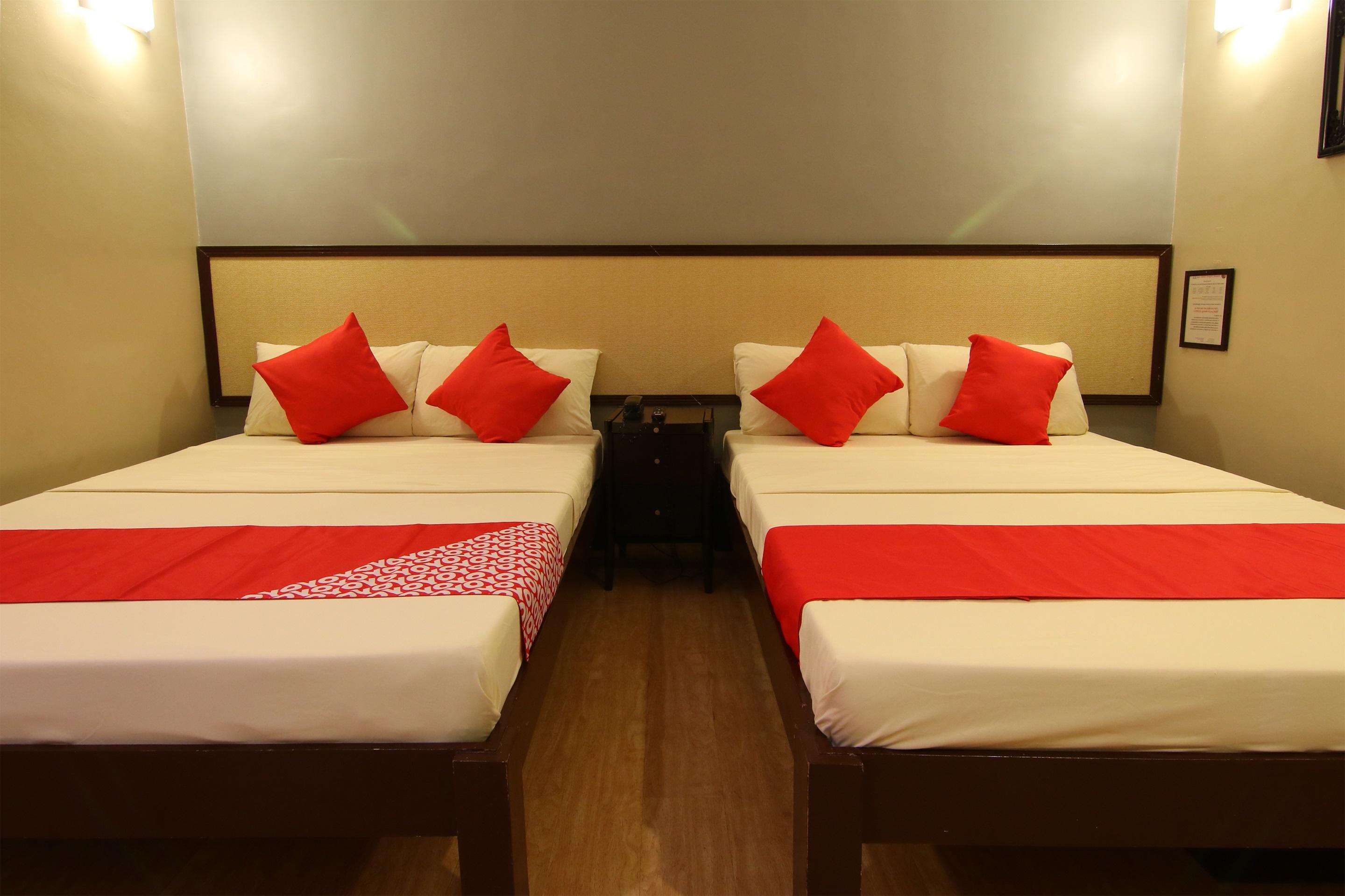 Oyo 110 Asiatel Hotel Pasay Buitenkant foto