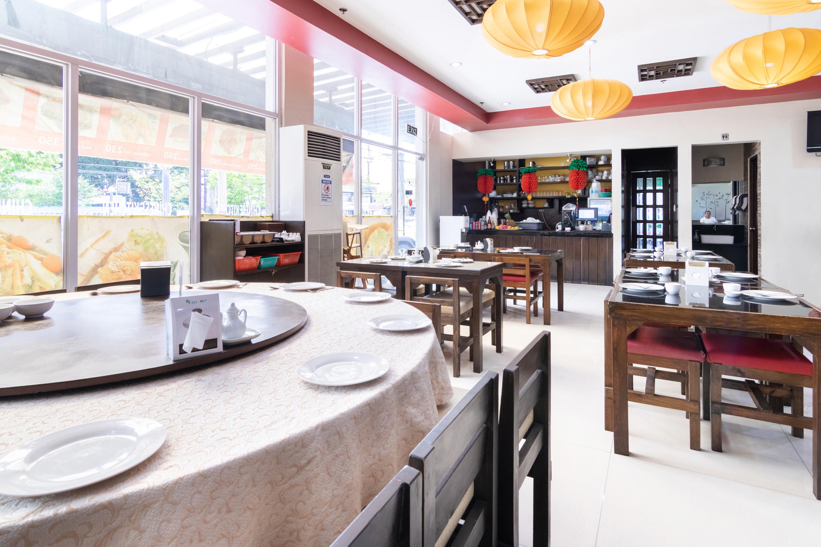Oyo 110 Asiatel Hotel Pasay Buitenkant foto