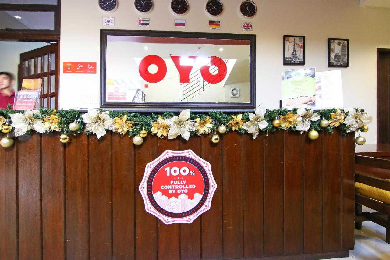 Oyo 110 Asiatel Hotel Pasay Buitenkant foto