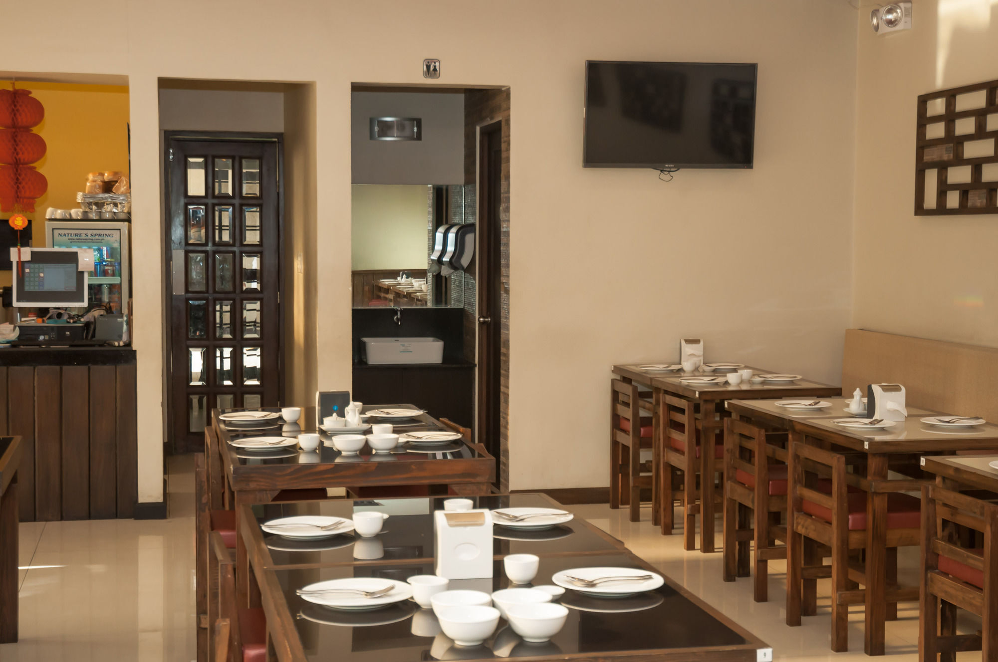 Oyo 110 Asiatel Hotel Pasay Buitenkant foto